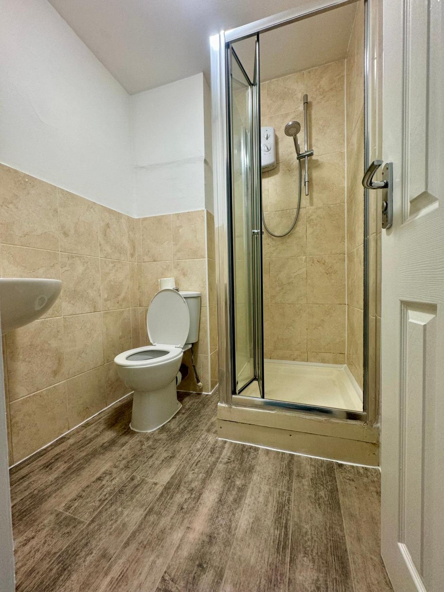 Tottenham Velvet Suites Londen Buitenkant foto