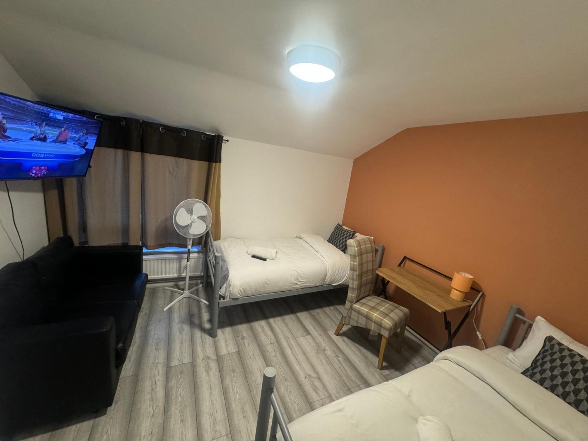 Tottenham Velvet Suites Londen Buitenkant foto