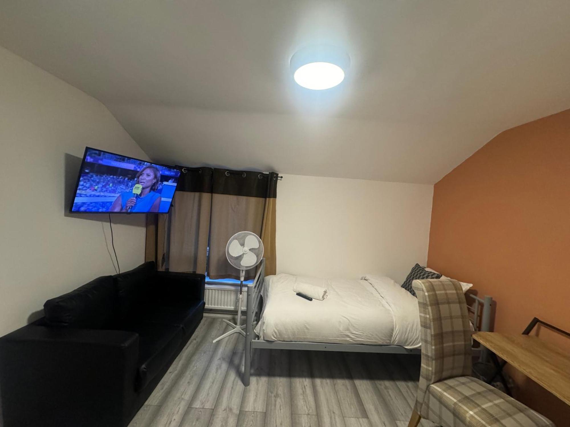 Tottenham Velvet Suites Londen Buitenkant foto
